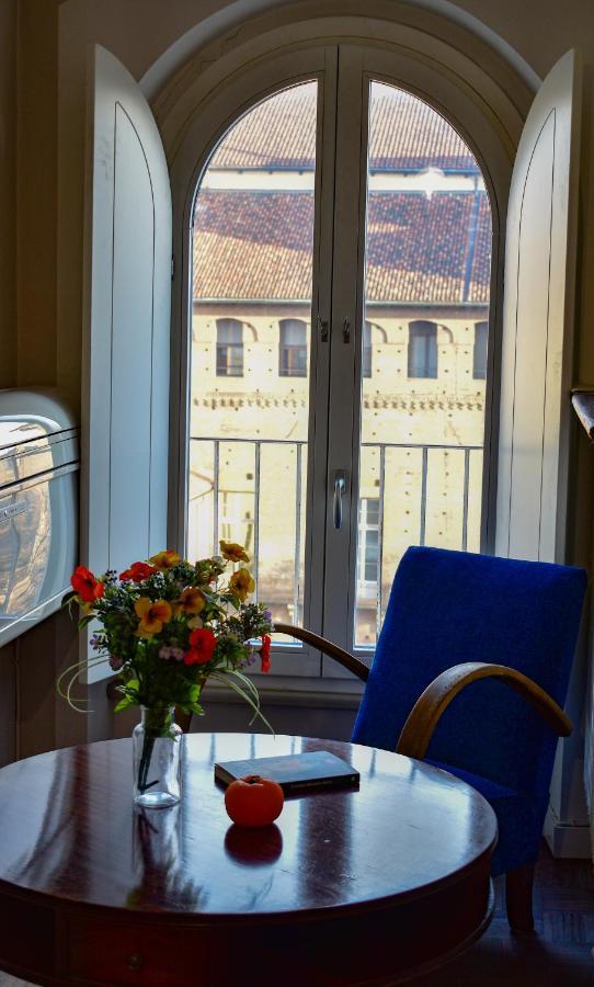 Appartamento Nel Cuore Di Torino Centro 外观 照片